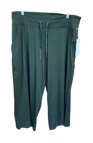 Balance Collection Womans Crop Capris Sz XL Green NWT thumbnail 1