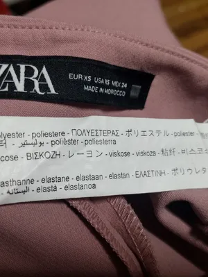 Zara High-Waist Blush Pink Button-Detail Shorts thumbnail 5