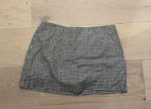 Abercrombie Gingham Linen Skort thumbnail 1