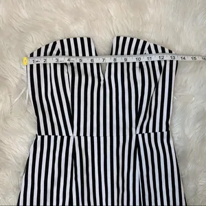 Olivaceous black white strapless ruffle dress smal thumbnail 2