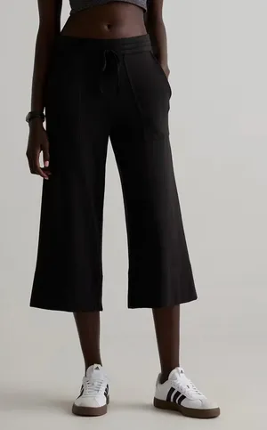 Quince SuperSoft Fleece Cropped Wide Leg Pants Womens Size Small Black NWT thumbnail 1