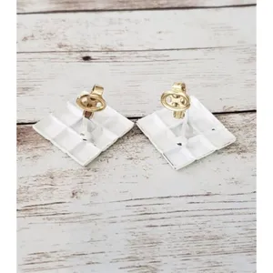Vintage Trifari Clip On Earrings Diamond Shape White thumbnail 4