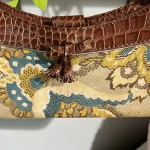 Liz Claiborne Purse Small Alligator Look Strap Floral Brown Gold Shoulder Bag thumbnail 3