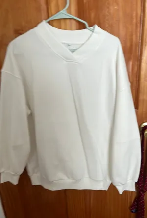 Sweater White thumbnail 1
