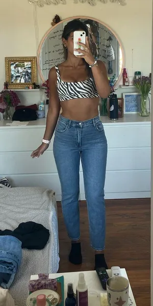 Abercrombie High-Rise Jeans thumbnail 1
