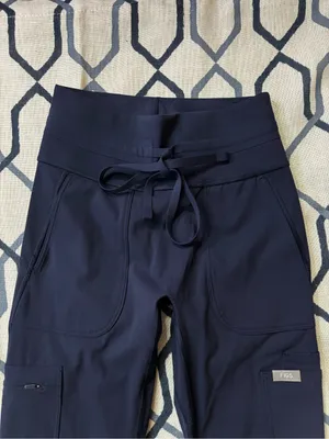 Figs Ashland High-Rise ScrubLegging Size XS Navy thumbnail 2