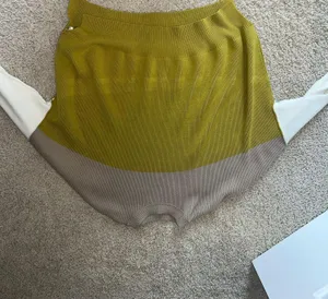 Sweaters thumbnail 2