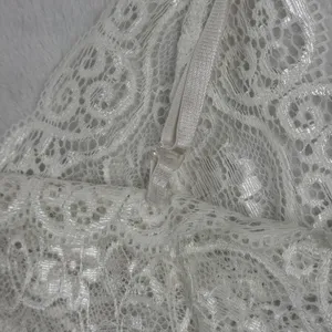 White Floral Lace Bralette Crop Top Sheer V-Neck Adjustable Straps Small‎ thumbnail 6