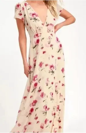Lulus Cream Floral Flutter Sleeve Maxi Dress Size XS EUC thumbnail 1