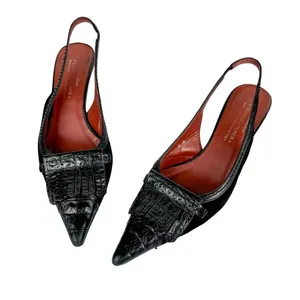 Donald Pliner Leather Sling Back Mules Sz 8 Black Kitten Heels Kiltie Point Toe thumbnail 1