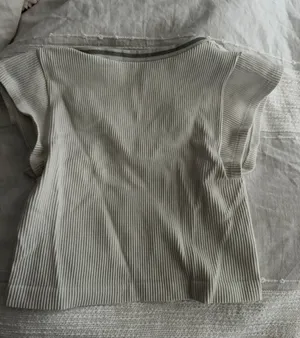 Urban Outfitters top thumbnail 3
