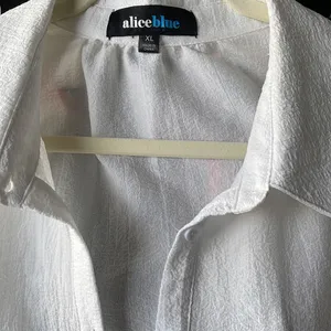 NWT Alice Blue White Blouse w 3 D flowers XL thumbnail 3