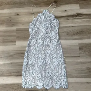 Lulu’s Delicate Darling Beige and Ivory Lace Bodycon Mini Dress Women’s XS thumbnail 2