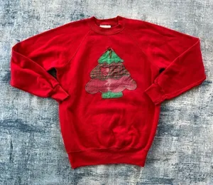 Bassett Walker Red Vintage Christmas Tree Sweatshirt Medium thumbnail 1