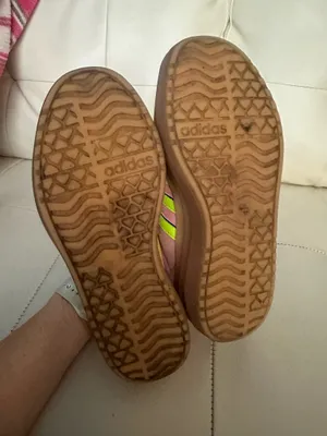 Pink Adidas Women’s Shoes thumbnail 5