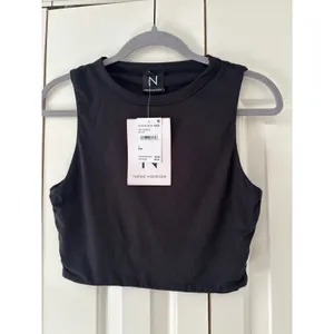 NWT Naked Wardrobe Black Sleeveless Crop Tank Top Women’s Large Stretch thumbnail 4