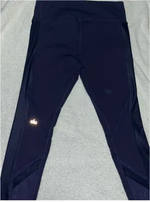 Alo Yoga Leggings thumbnail 4