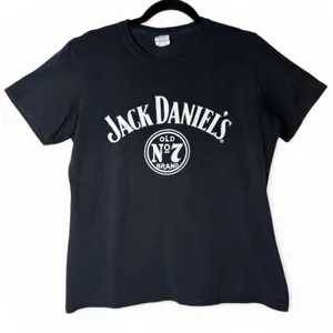 Jack Daniel's Old No 7 Logo T-Shirt Women's Medium Black 100% Cotton Graphic Tee thumbnail 4