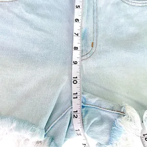 Madewell Light Wash Relaxed Denim Shorts w Frayed Raw Hems + Multi Button Fly 23 thumbnail 7