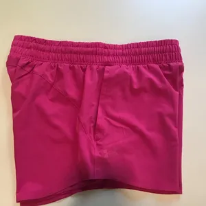 Under Armour Women's Flex Woven Short in Pink Size L NWT thumbnail 3