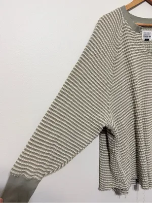 American Eagle AE Big Hug Notch Neck Waffle Sweatshirt Size Large Green thumbnail 6