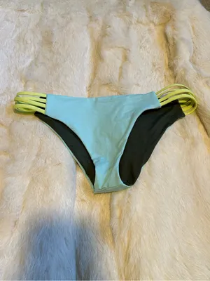 NWOT L*Space Low Down bikini bottoms dark green thumbnail 5