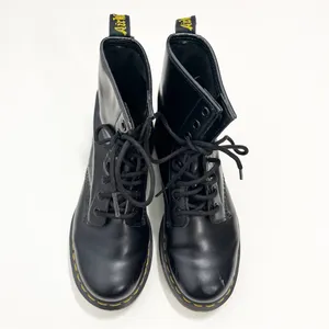 Dr. Martens 1460 Smooth Leather Lace Up Boots Size 6 thumbnail 6