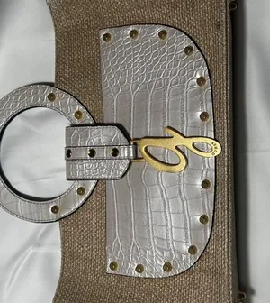 T309. vintage GUESS woven straw and beige croc-embossed tote bag thumbnail 1