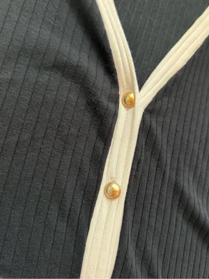 Marled Black Ivory Contrast Trim Gold Button Sweater Vest Medium thumbnail 4