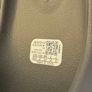 Adidas Yeezy Slide Onyx Size 7 thumbnail 6