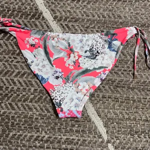 Maaji Side Tie Bikini Bottom Sz Large thumbnail 5