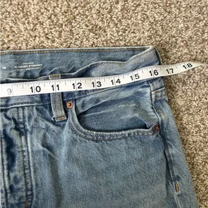 Old Navy High-Rise Slouchy Straight Jeans Ankle Cropped Casual Distressed 10 thumbnail 4