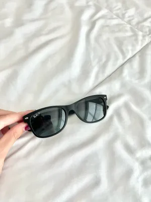 Wayfarer Classic Ray-Ban Polarized sunglasses thumbnail 2
