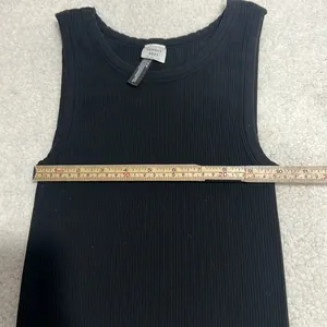 Aritzia Sunday Best Women's Black Crop Tank Top Ribbed Sz XS thumbnail 3