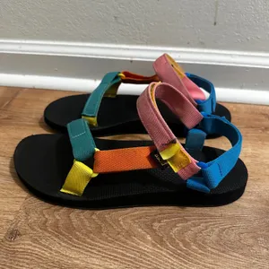 Teva | Women's Original Universal Bright Multi-Color Retro Sandals, Size 10 thumbnail 3