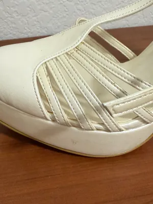 Strappy Pearlescent White Heels Size 8.5 thumbnail 5