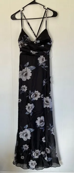 NWT Lulus Black Floral Chiffon Maxi Dress Small Surplice‎ Side Slit Whimsgoth thumbnail 1