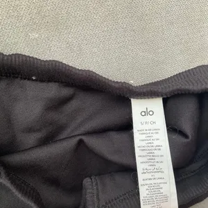 Alo Yoga Seamless Ribbed Favorite Bra Tank Black S thumbnail 3