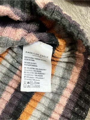 American Eagle Ribbed Striped Henley Sweater Small Gray Pink Orange Long Sleeve thumbnail 5
