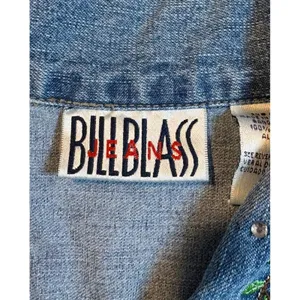 Vintage Bill Blass Denim‎ Vest Medium Blue Floral Embroidered Rhinestone 90s Y2K thumbnail 7