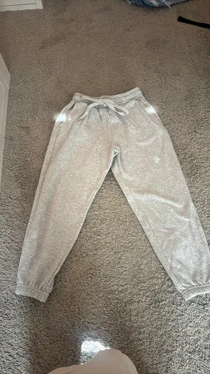 Fabletics Sweatpants thumbnail 3