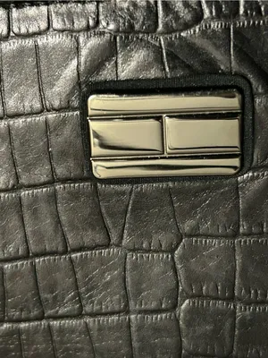 Tommy Hilfiger Women’s Black Leather Shoulder Bag Handbag Purse thumbnail 5