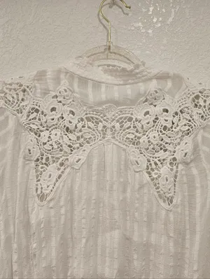 Anthropologie Moira peasant blouse intricate lace smocked cuffs V Neck 0 thumbnail 7