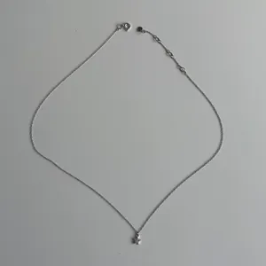 Swarovski Dainty Crystal Star Necklace thumbnail 4