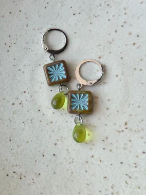 Handmade quality Czech glass beads chic fairy boho vintage retro style dangle earrings🌿✨ thumbnail 7