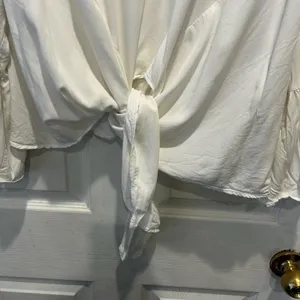 Hummingbird‎ White Eyelet Embroidered Front Tie Bell Sleeve Blouse L Cottagecore thumbnail 4