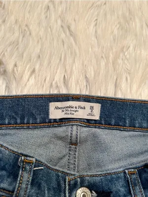 Abercrombie & Fitch Womenm Size 26/2 Long The 90's Straight Mid Rise Jean Medium thumbnail 10