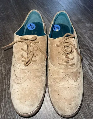 Cynthia Rowley Tan Suede Hazel Lace‎ Up Shoes Women's Size 7.5M S-88 thumbnail 1
