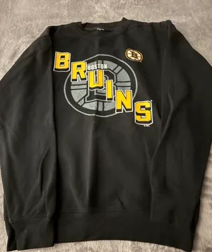 Bruins sweater size small Black thumbnail 1