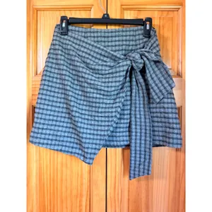 Wilfred Aritzia Wrap Front Skirt Sz 4 Plaid Flannel Wool Cashmere‎ Gray Mini Tie thumbnail 2